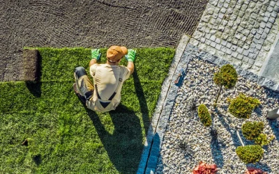 How to Hire a Landscaper: A Guide for Homeowners