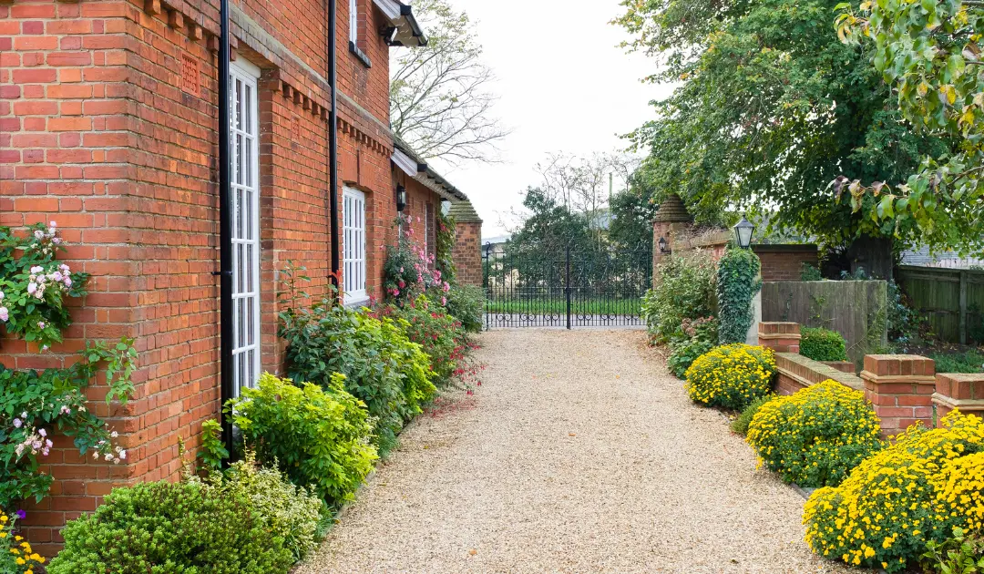 Ultimate Guide to Resin Driveways: What is a Resin Driveway?
